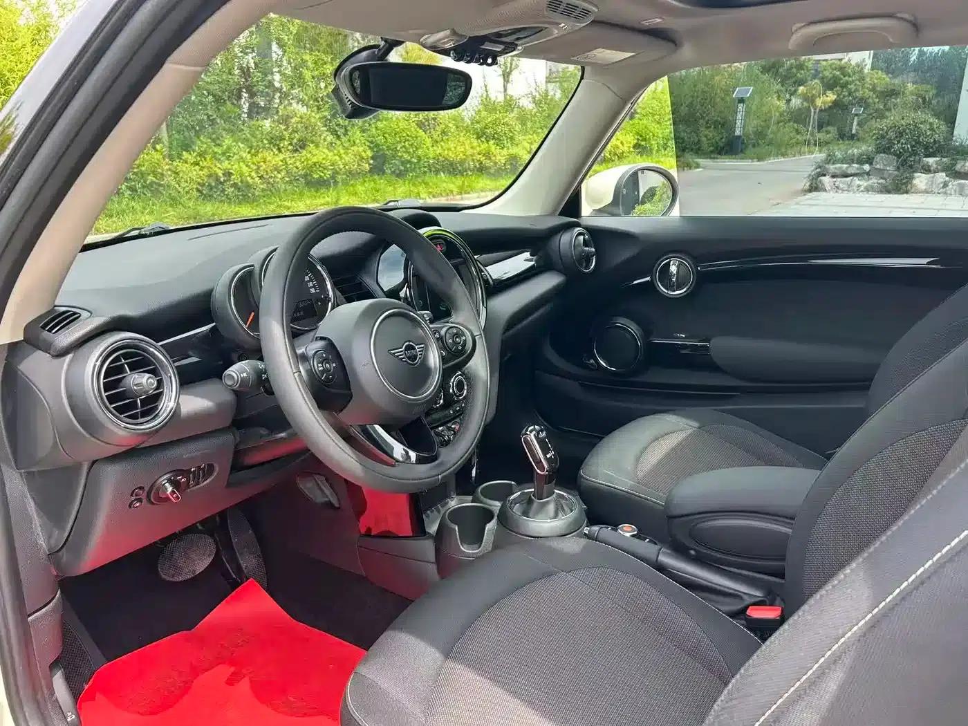 2018 MINI 1.5T ONE PLUS — миниатюра 9