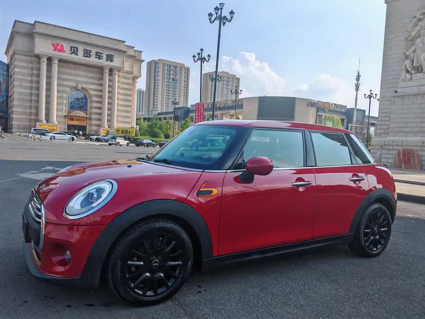 2017 MINI 1.5T COOPER Ice Blue Limited Edition (5-door version) — миниатюра 1