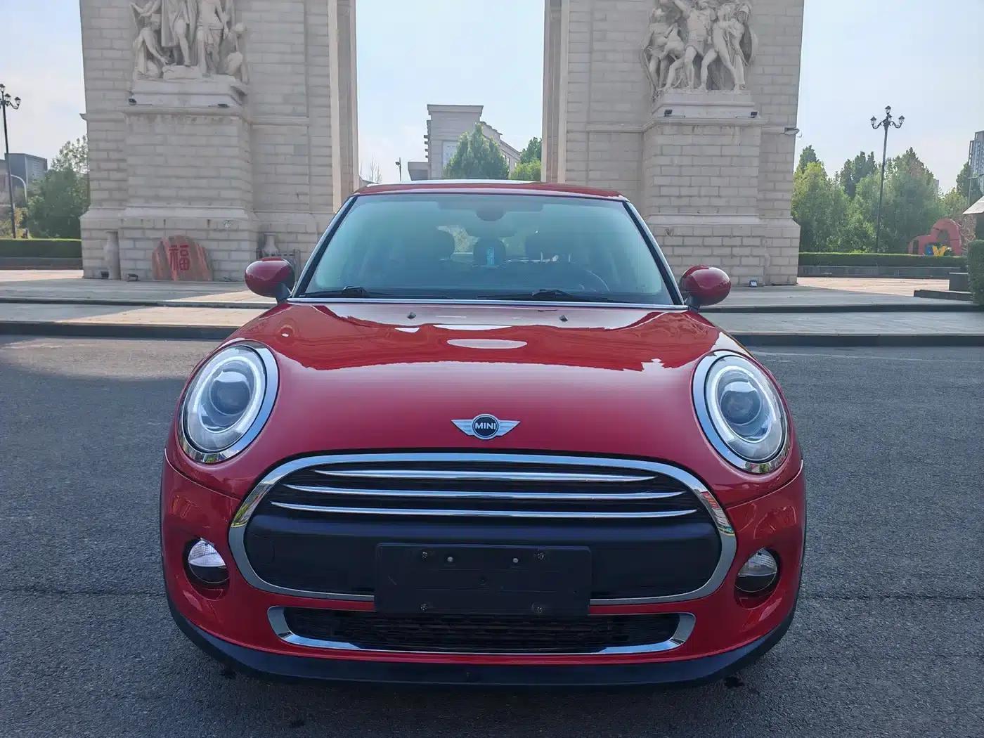 2017 MINI 1.5T COOPER Ice Blue Limited Edition (5-door version) — миниатюра 2