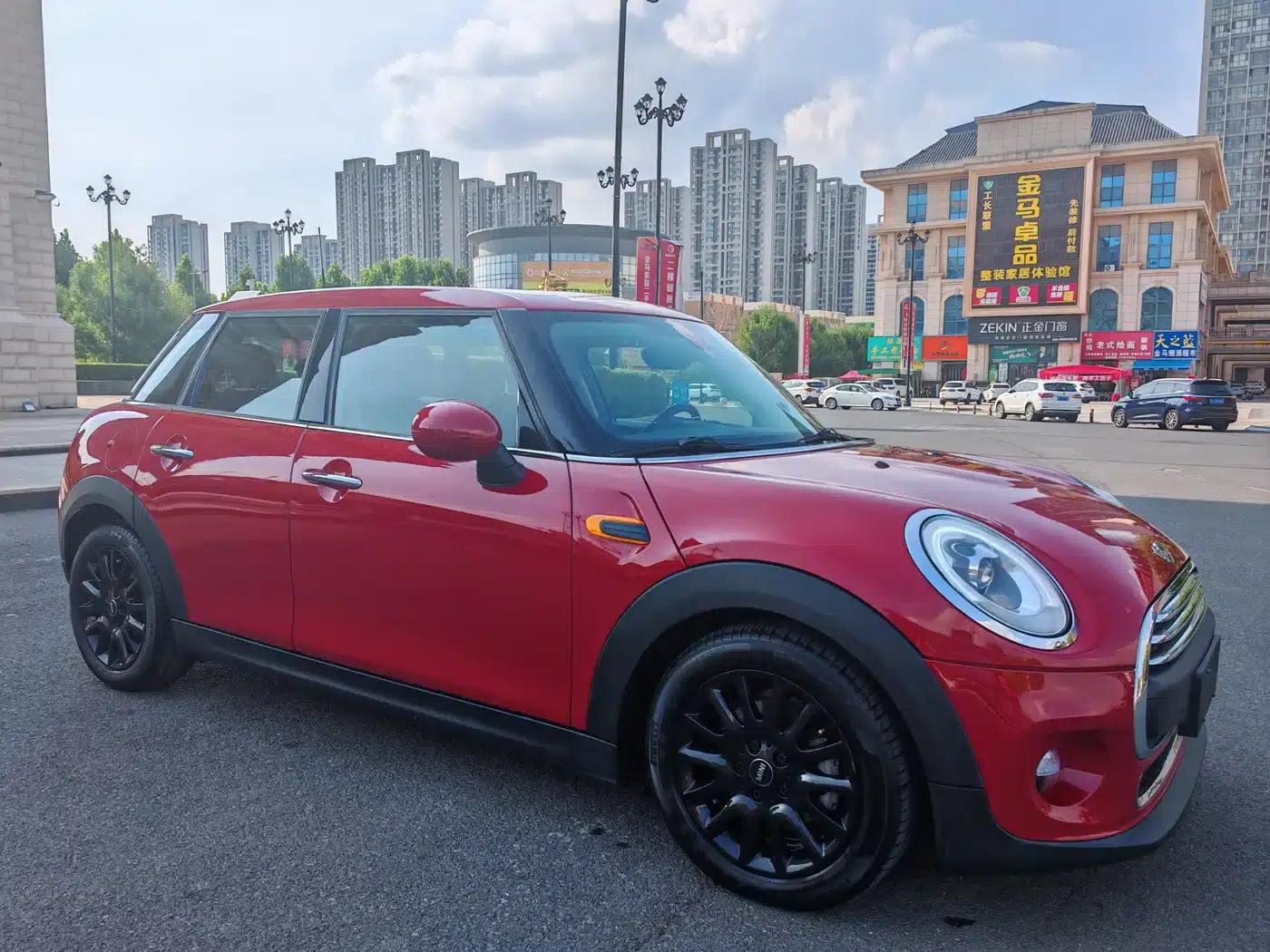 2017 MINI 1.5T COOPER Ice Blue Limited Edition (5-door version) — миниатюра 3