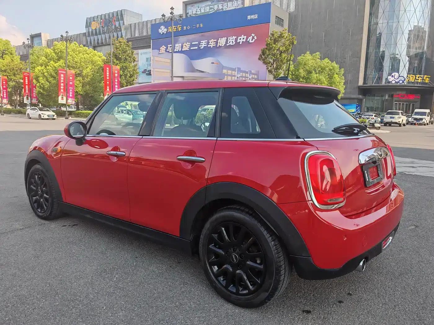 2017 MINI 1.5T COOPER Ice Blue Limited Edition (5-door version) — миниатюра 7