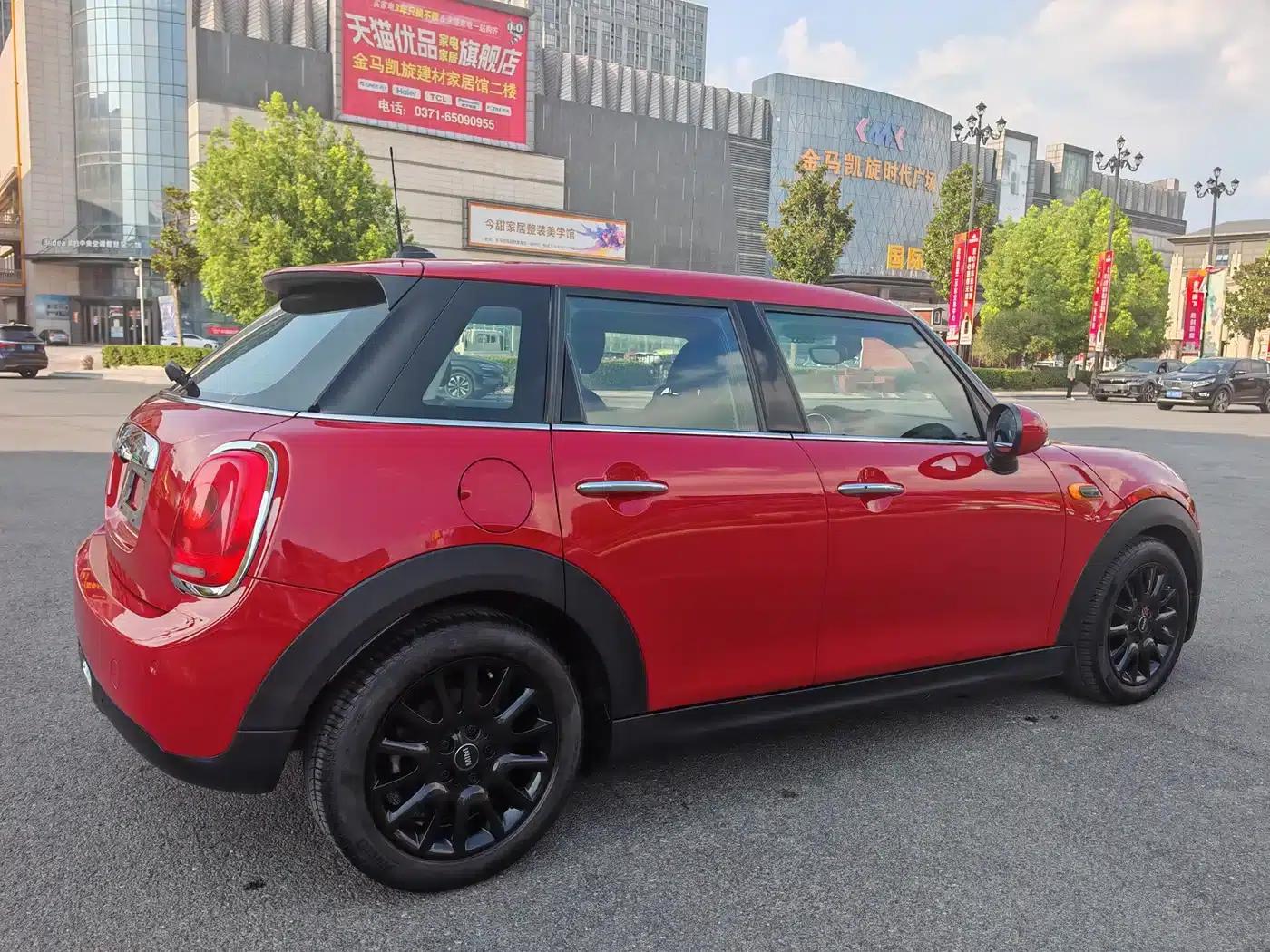 2017 MINI 1.5T COOPER Ice Blue Limited Edition (5-door version) — миниатюра 9