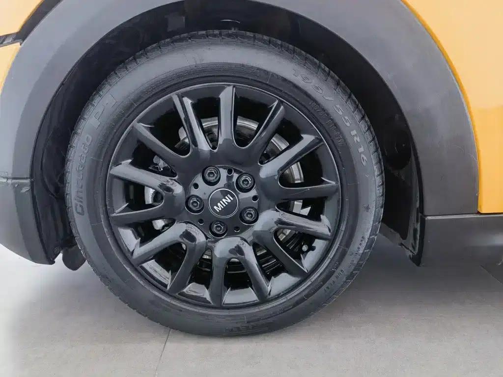 2014 MINI 1.5T COOPER Fun — миниатюра 17