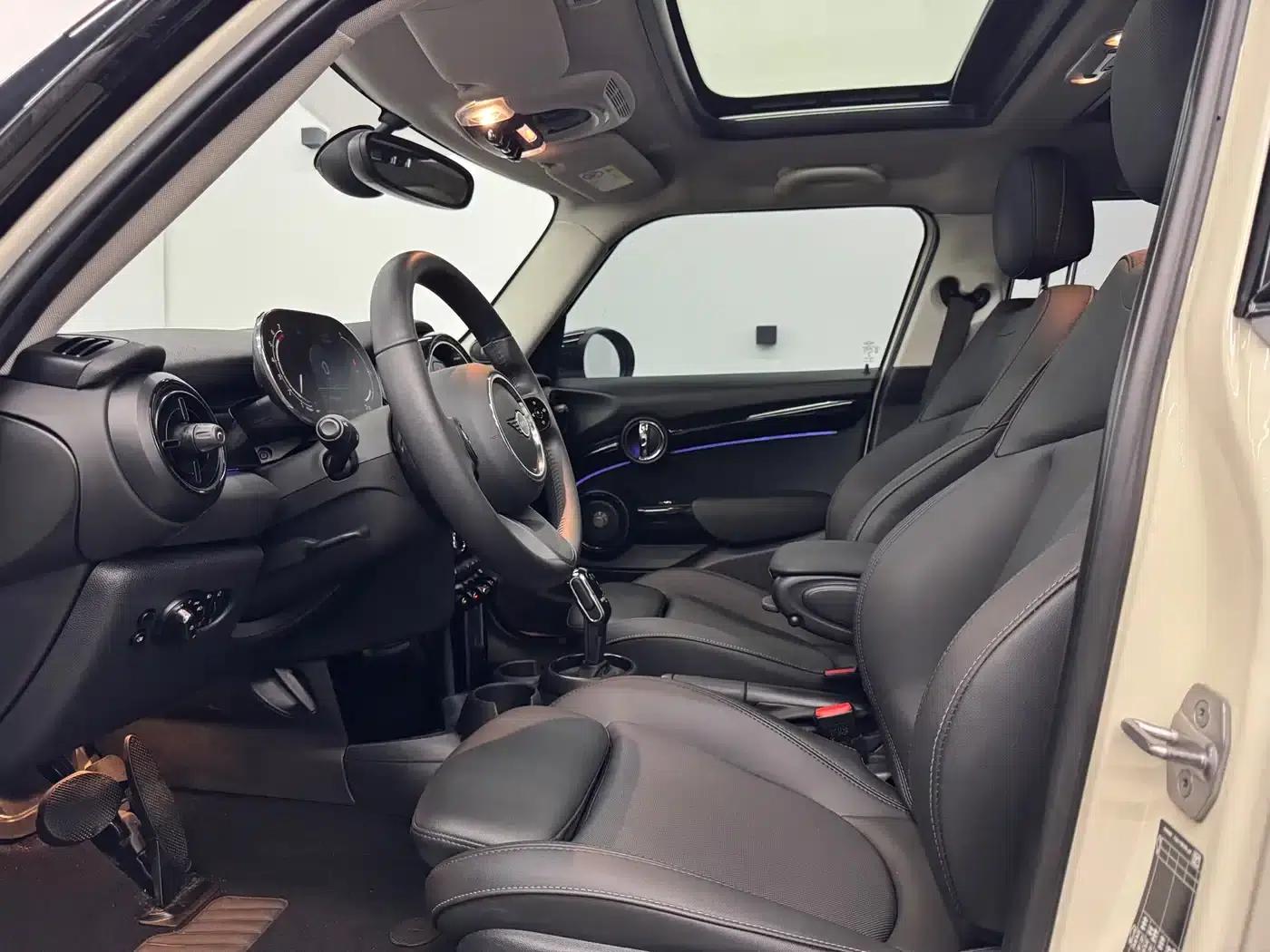 MINI 2022 1.5T COOPER Artist 5-Door Edition — миниатюра 4