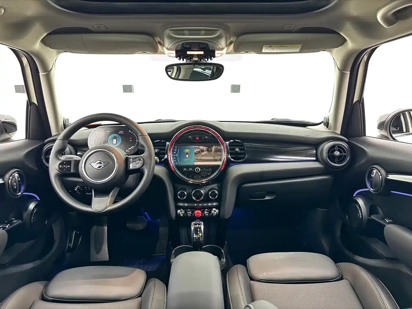 MINI 2022 1.5T COOPER Artist 5-Door Edition — миниатюра 7