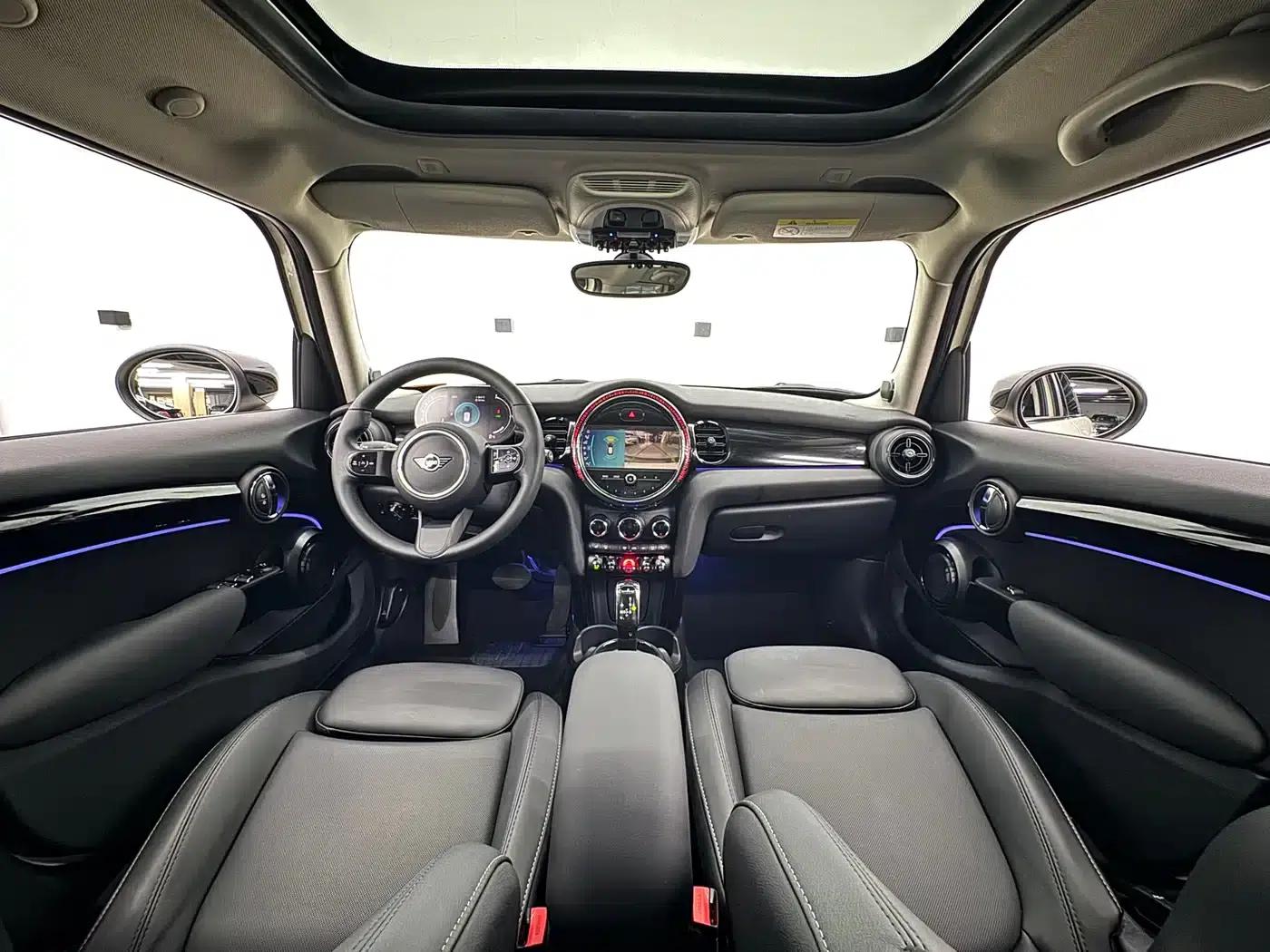 MINI 2022 1.5T COOPER Artist 5-Door Edition — миниатюра 9
