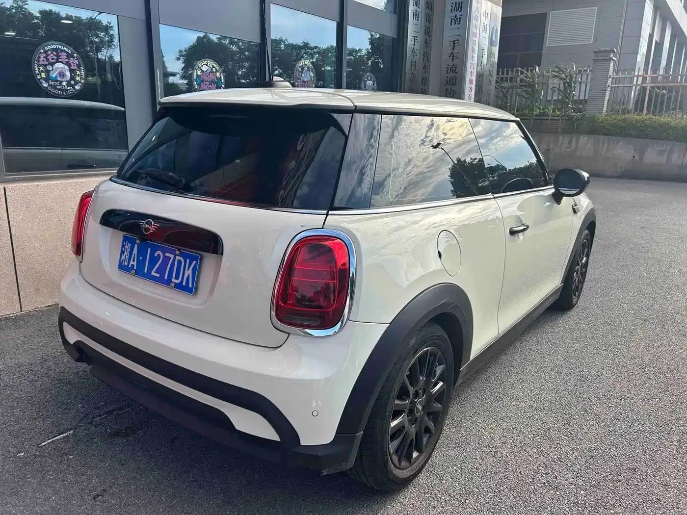 MINI 2022 1.5T ONE — миниатюра 8