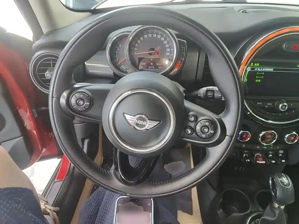 2016 MINI 1.5T COOPER Avant-garde 5-Door Edition — миниатюра 11