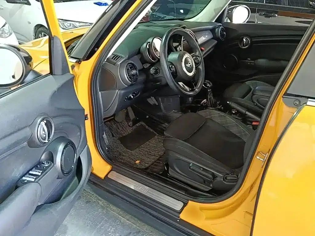 2016 MINI 1.5T COOPER 5-door version — миниатюра 16
