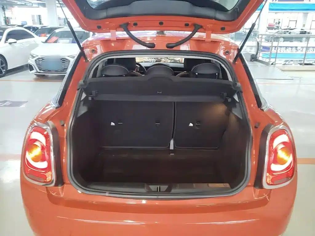 2018 MINI 1.5T ONE PLUS 5-Door — миниатюра 19