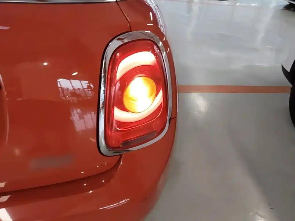 2018 MINI 1.5T ONE PLUS 5-Door — миниатюра 8
