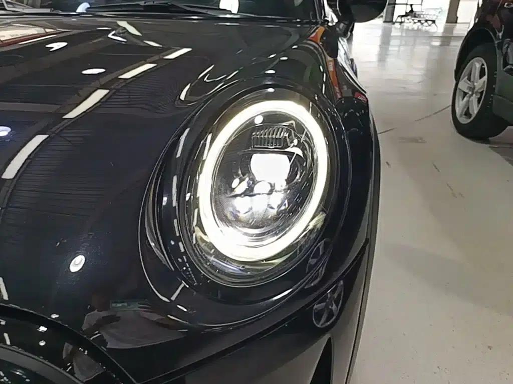 MINI 2023 Facelift 1.5T COOPER Artist 5-Door Edition — миниатюра 24
