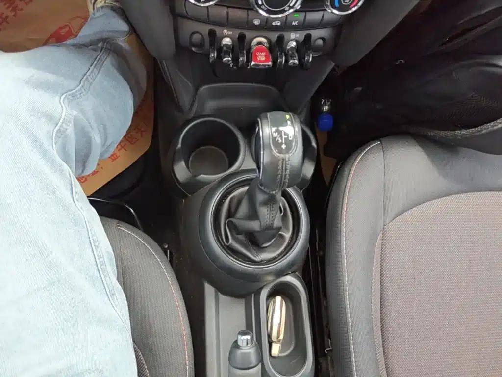 2016 MINI 1.2T ONE 5-Door — миниатюра 14