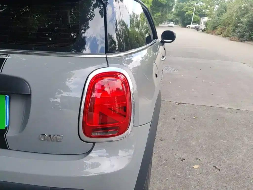 MINI 2022 Facelift 1.5T ONE — миниатюра 8