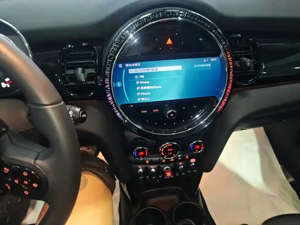 MINI 2023 Facelift 1.5T COOPER Artist — миниатюра 13