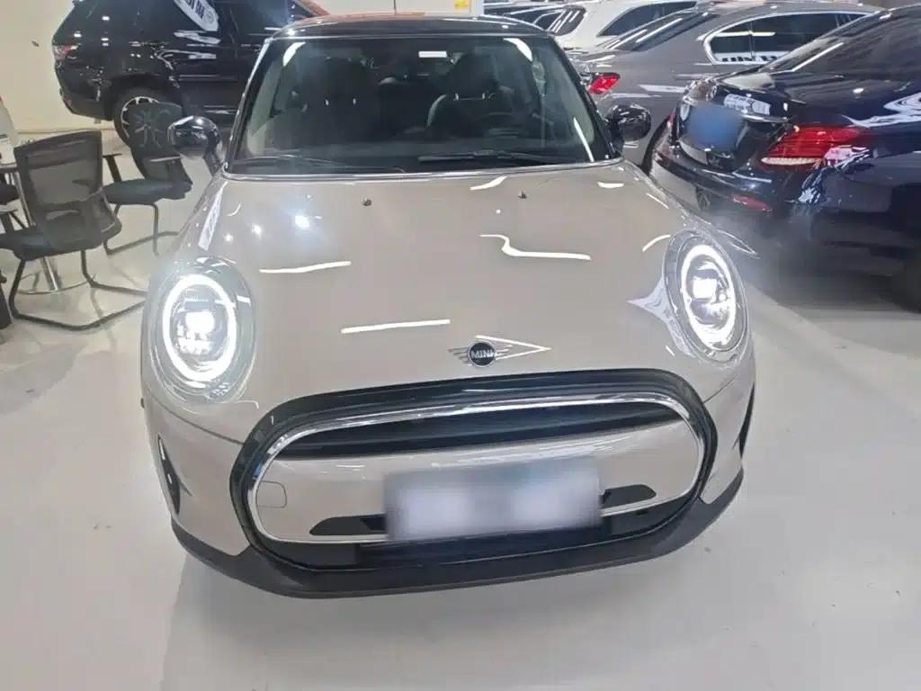 MINI 2023 Facelift 1.5T COOPER Artist — миниатюра 3