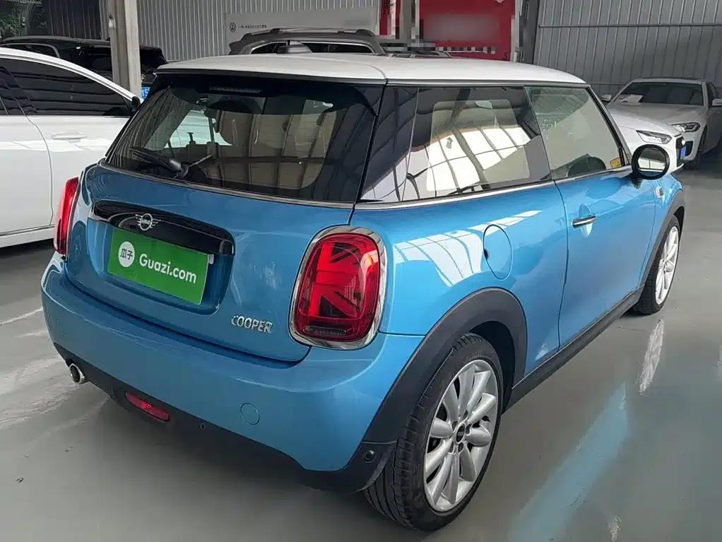 MINI 2018 1.5T COOPER Artist — миниатюра 5