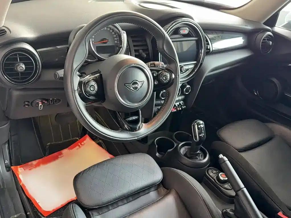 MINI 2018 1.5T COOPER Artist — миниатюра 10