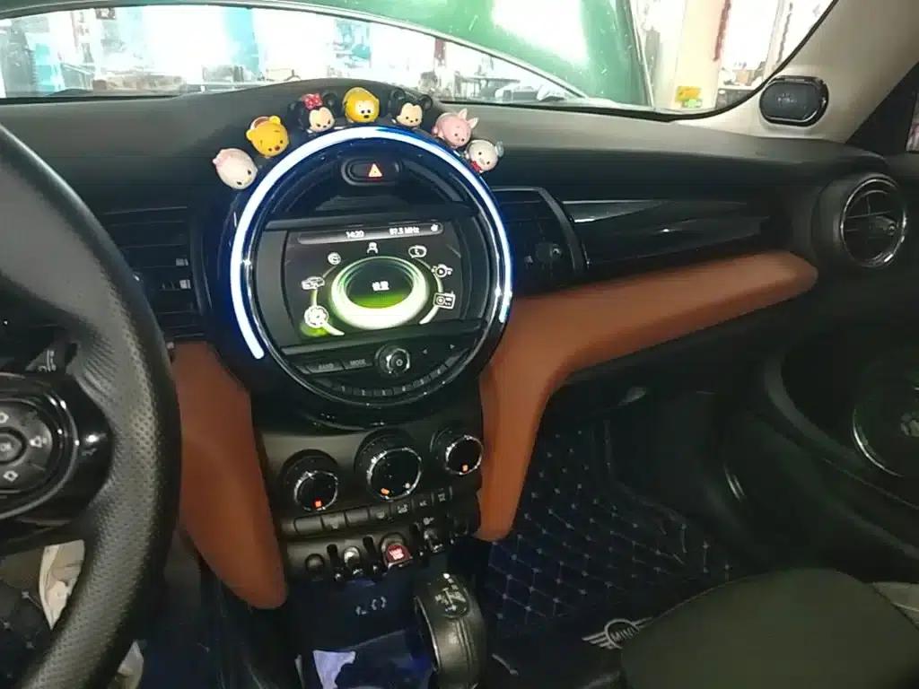 2016 MINI 1.5T COOPER SEVEN — миниатюра 13