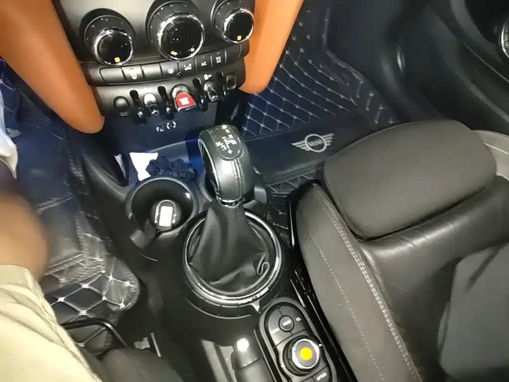 2016 MINI 1.5T COOPER SEVEN — миниатюра 14