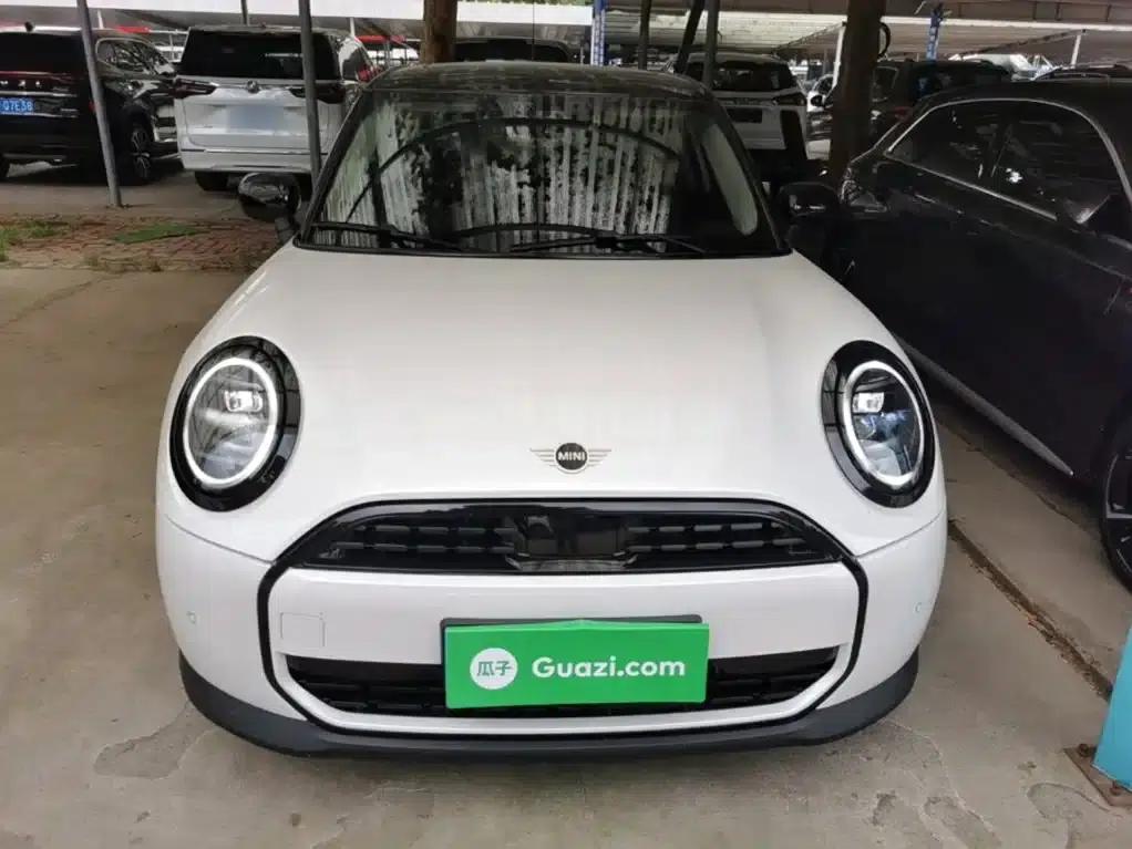 2025 MINI 1.5T COOPER Classic 5-Door — миниатюра 3