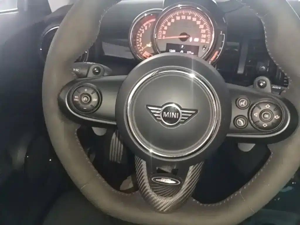 MINI 2019 2.0T COOPER S Classic — миниатюра 11