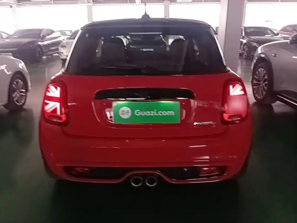 MINI 2019 2.0T COOPER S Classic — миниатюра 6