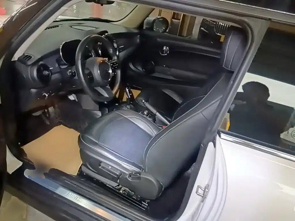 2023 MINI 1.5T ONE — миниатюра 15