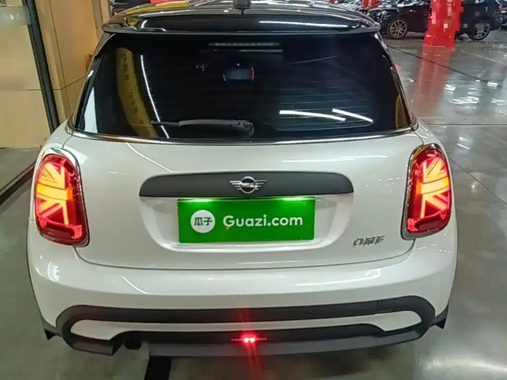 2023 MINI 1.5T ONE — миниатюра 6