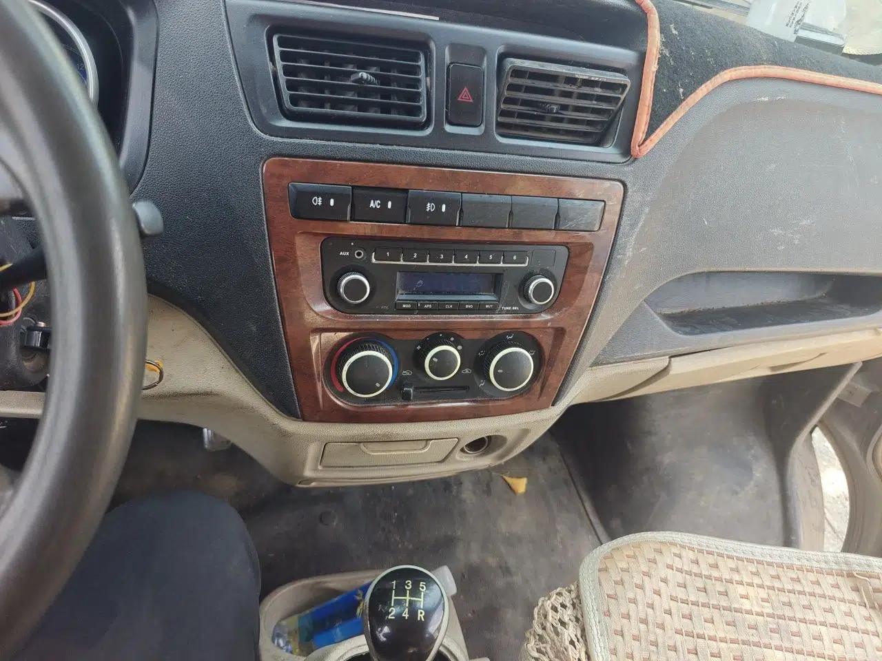 CHANGAN KAICHENG Ruixing M80 2014 1.5L Comfort Model 4G15S — миниатюра 13