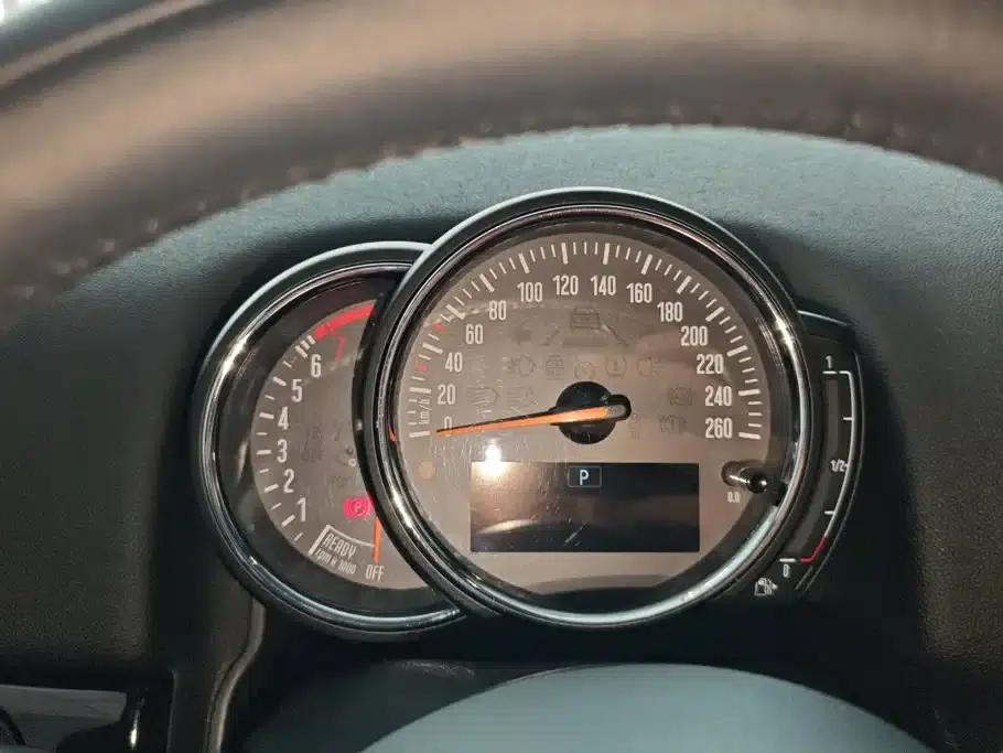 2018 MINI COUNTRYMAN 1.5T COOPER ALL4 Classic — миниатюра 14