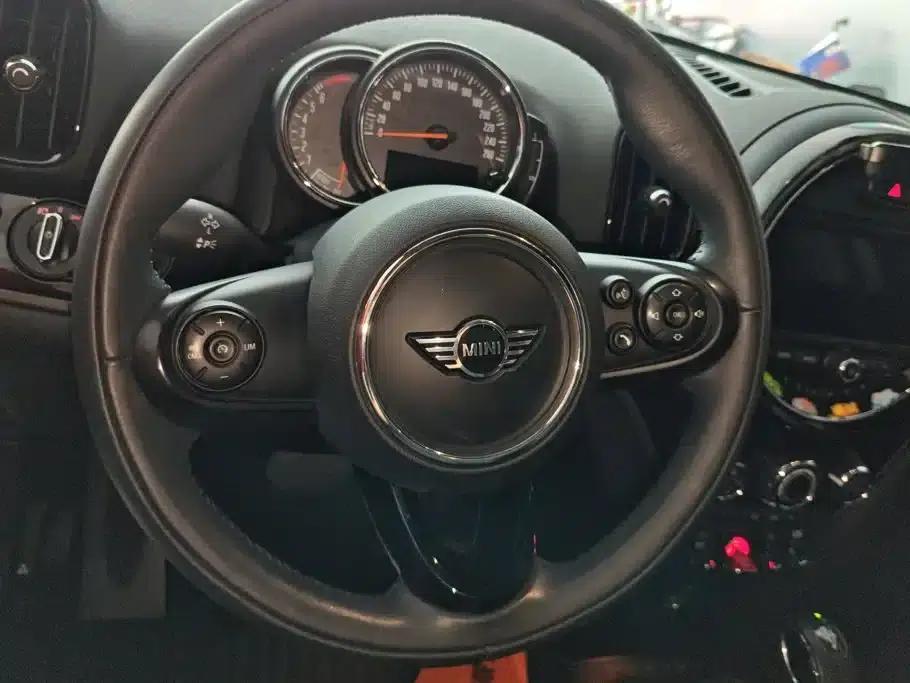 2018 MINI COUNTRYMAN 1.5T COOPER ALL4 Classic — миниатюра 15