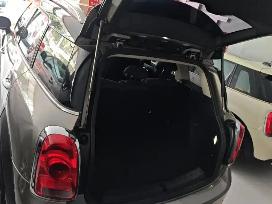 2018 MINI COUNTRYMAN 1.5T COOPER ALL4 Classic — миниатюра 4