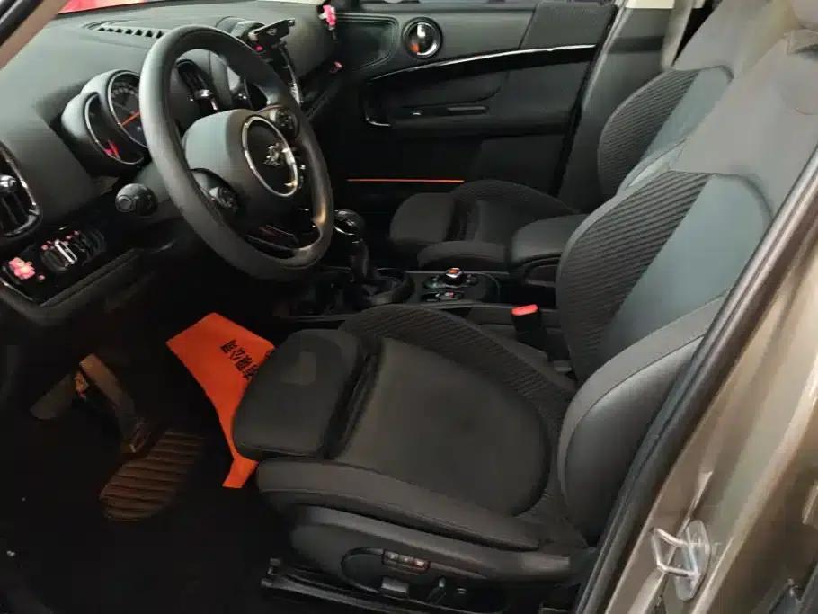 2018 MINI COUNTRYMAN 1.5T COOPER ALL4 Classic — миниатюра 9