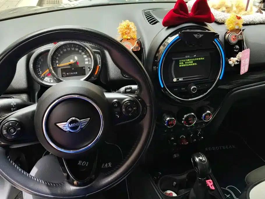 2017 MINI COUNTRYMAN 1.5T COOPER ALL4 Traveler — миниатюра 12