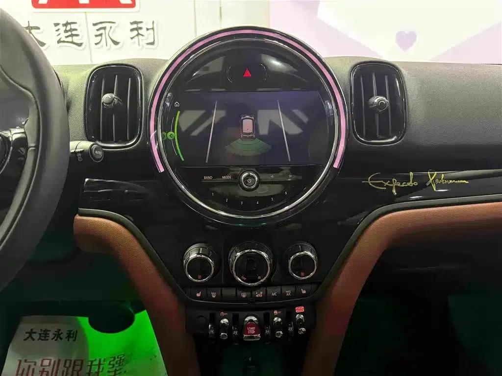 2021 MINI COUNTRYMAN 2.0T COOPER S ALL4 — миниатюра 14