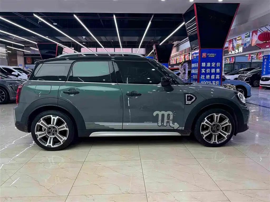 2021 MINI COUNTRYMAN 2.0T COOPER S ALL4 — миниатюра 4