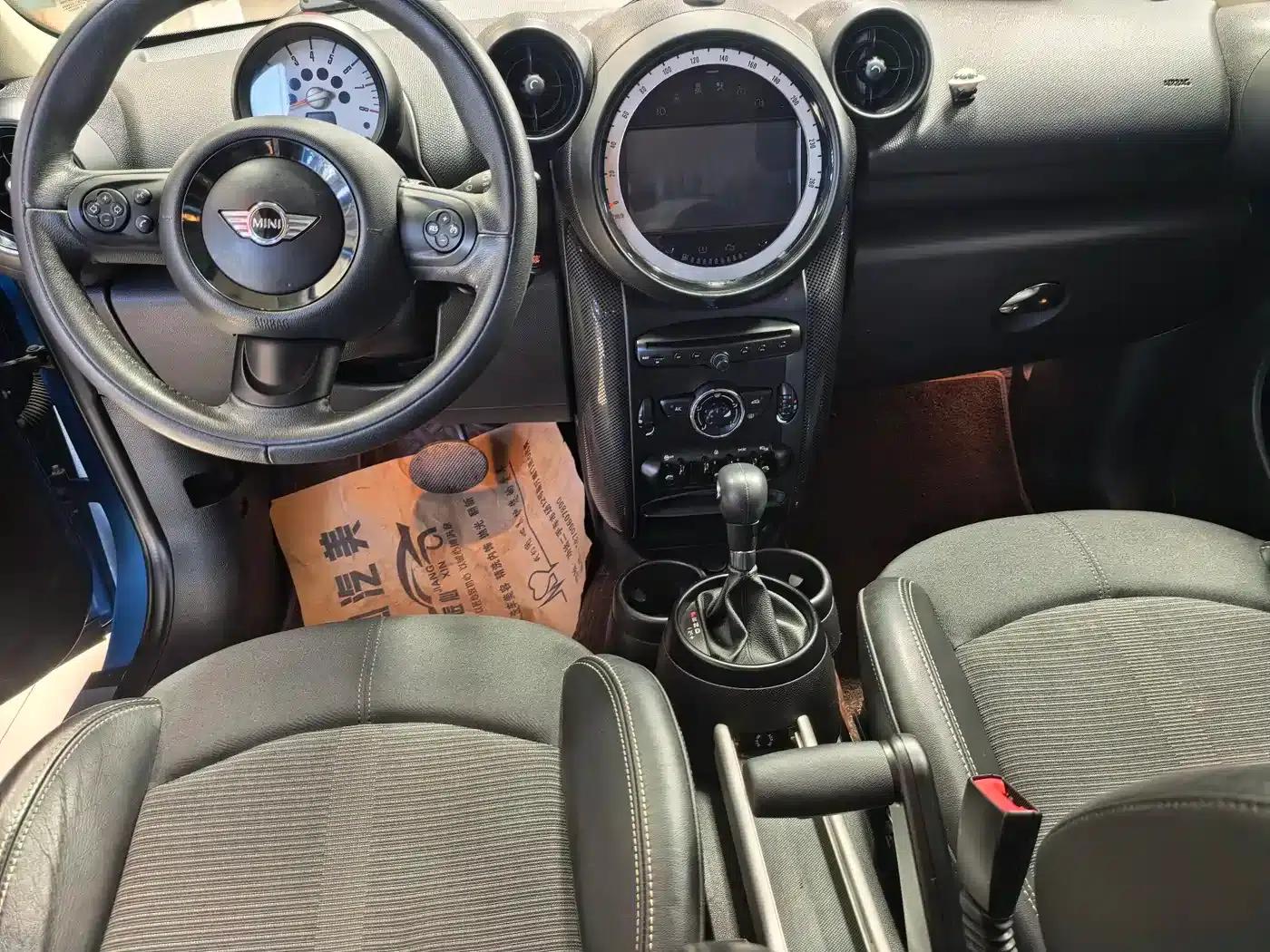 MINI COUNTRYMAN 2014 1.6T COOPER ALL4 Fun — миниатюра 7