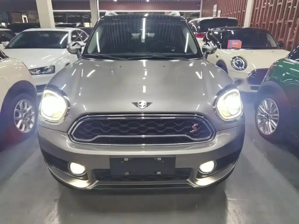 2018 MINI COUNTRYMAN 2.0T COOPER S ALL4 Artist — миниатюра 3