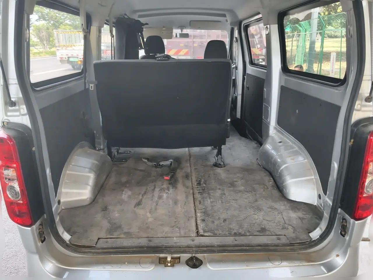 CHANGAN KAICHENG Ruixing M60 2023 1.5L GDI Comfort-Class Passenger Vehicle 6/7 Seats — миниатюра 19