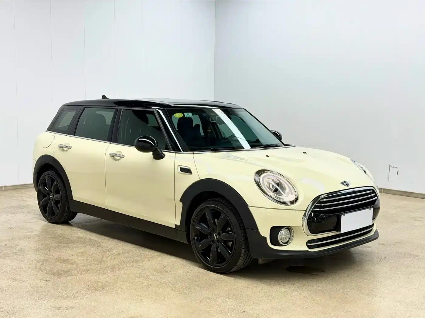 2016 MINI CLUBMAN Facelift 1.5T COOPER Connoisseur Edition — миниатюра 3