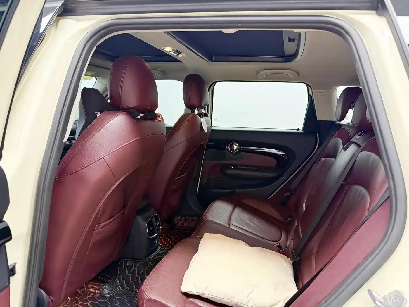 2016 MINI CLUBMAN Facelift 1.5T COOPER Connoisseur Edition — миниатюра 9