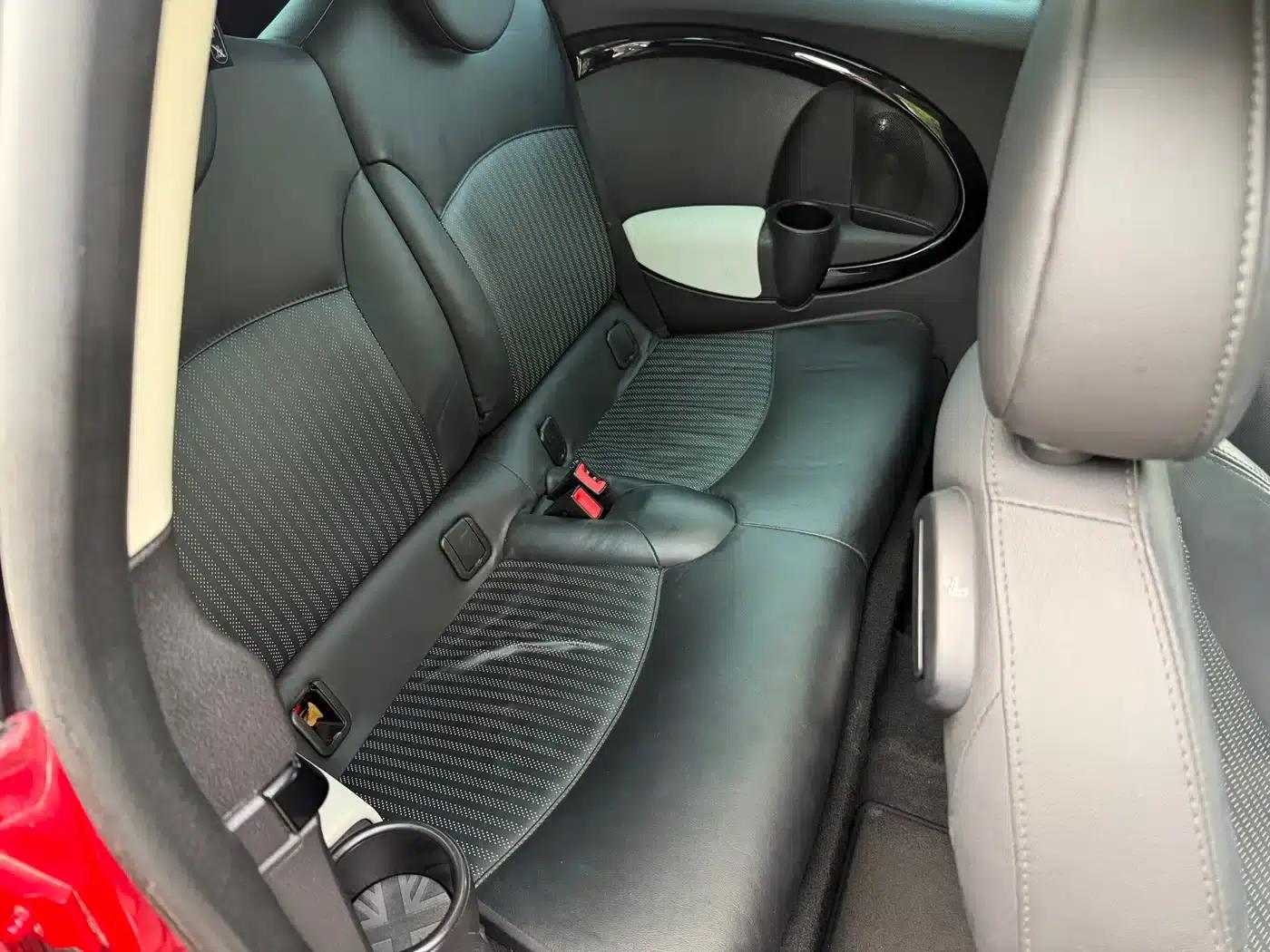 MINI CLUBMAN 2011 1.6L COOPER Excitement — миниатюра 12