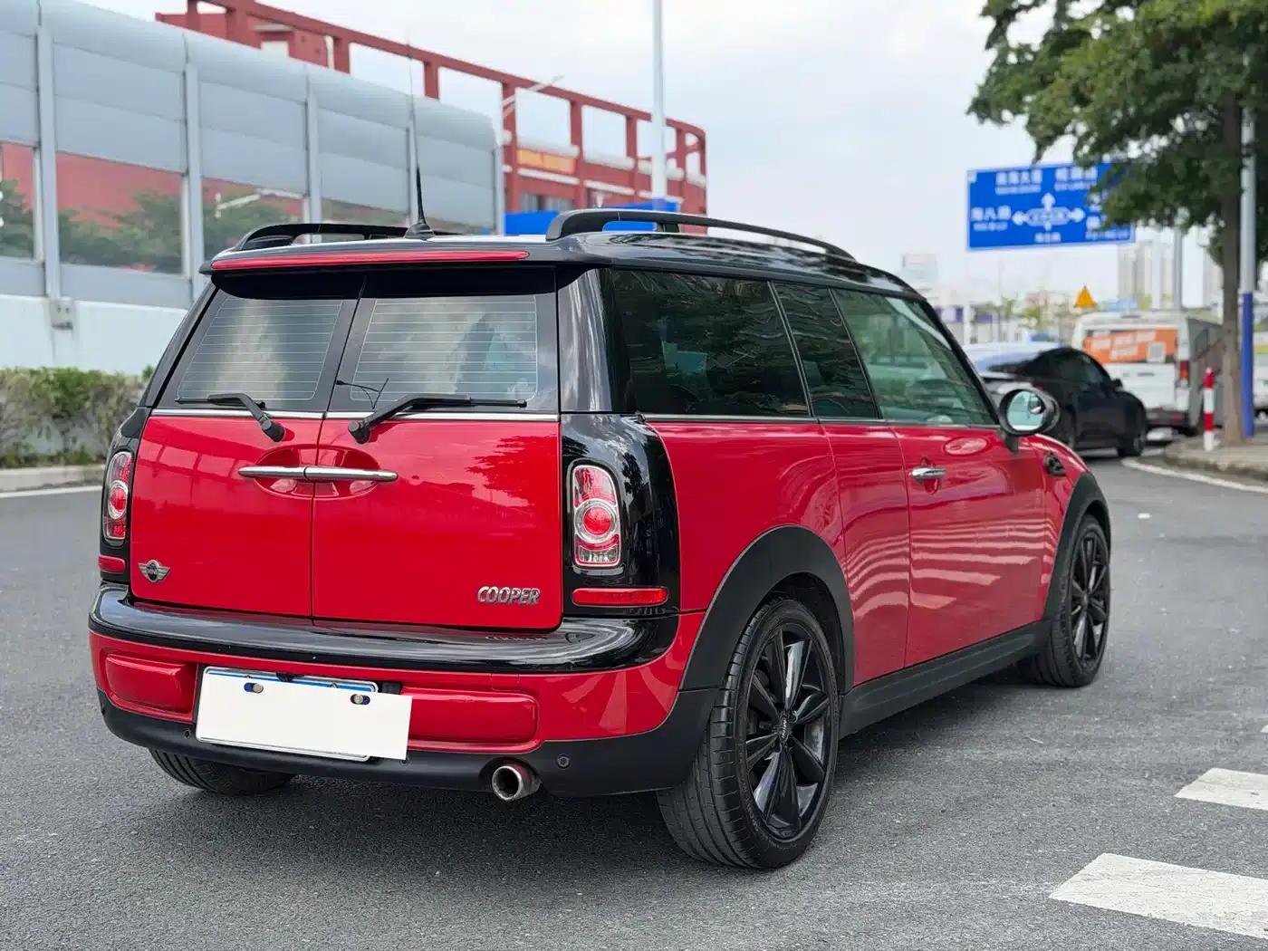 MINI CLUBMAN 2011 1.6L COOPER Excitement — миниатюра 4