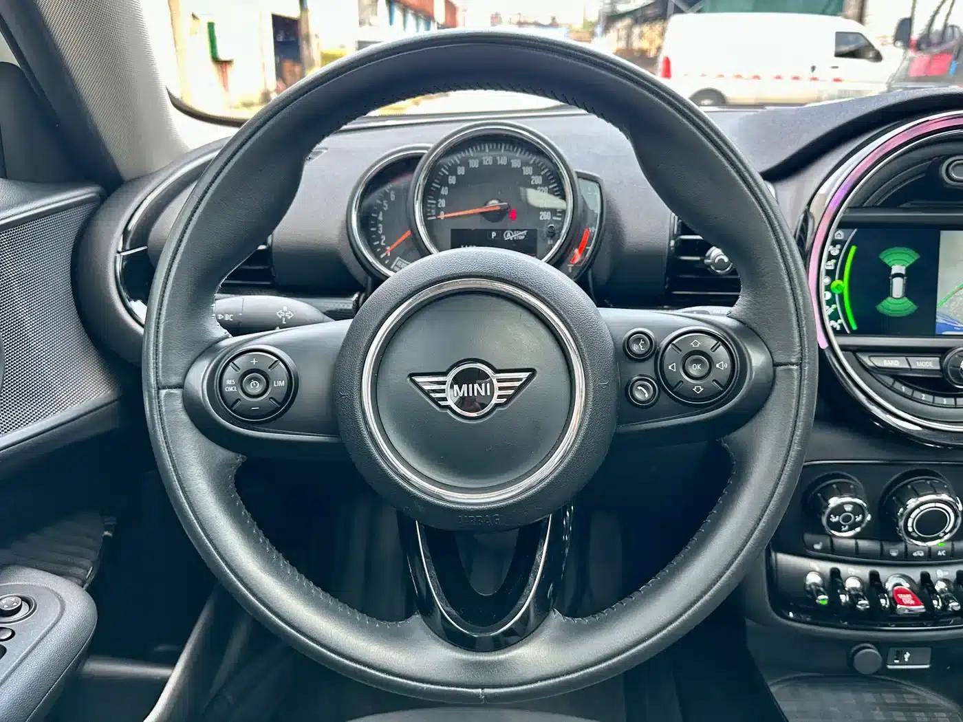 2018 MINI CLUBMAN 1.5T COOPER Classic — миниатюра 13