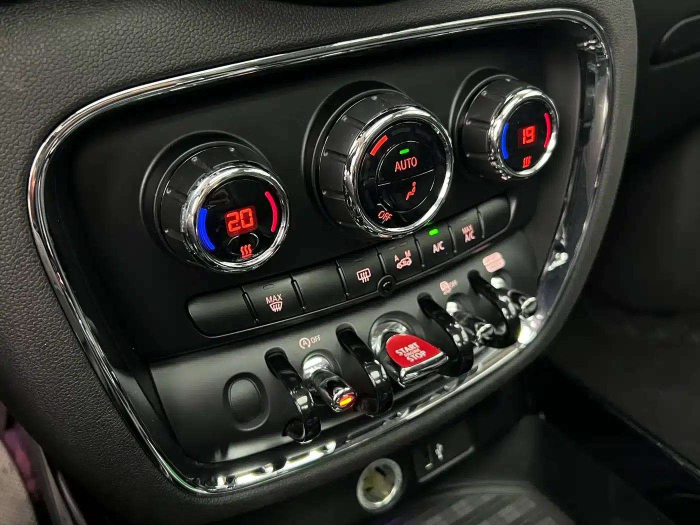2019 MINI CLUBMAN 1.5T COOPER — миниатюра 17