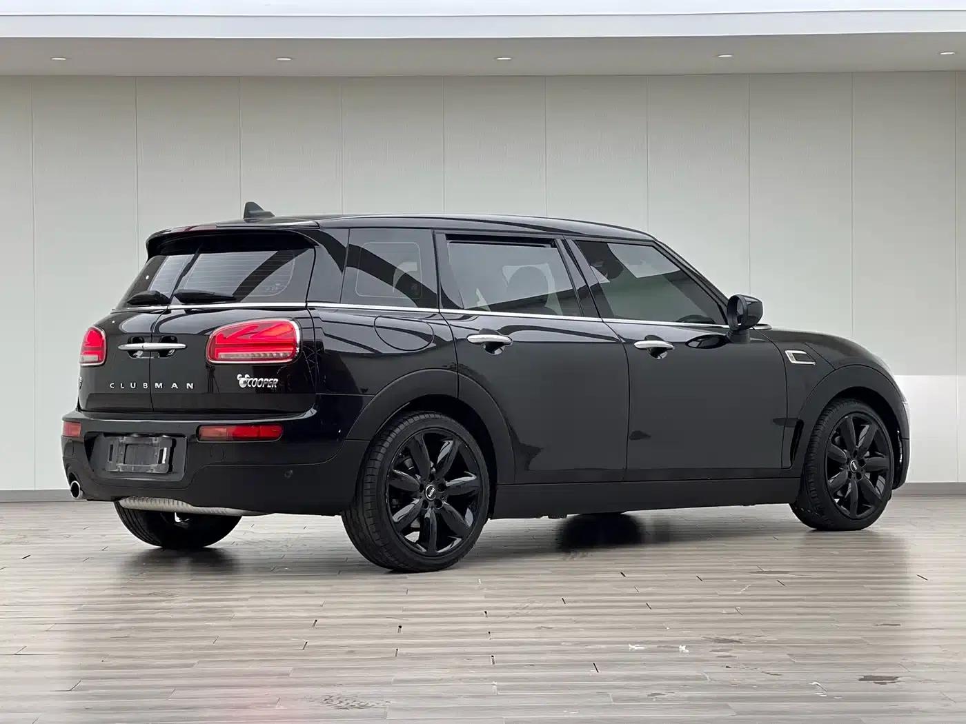 2019 MINI CLUBMAN 1.5T COOPER — миниатюра 4
