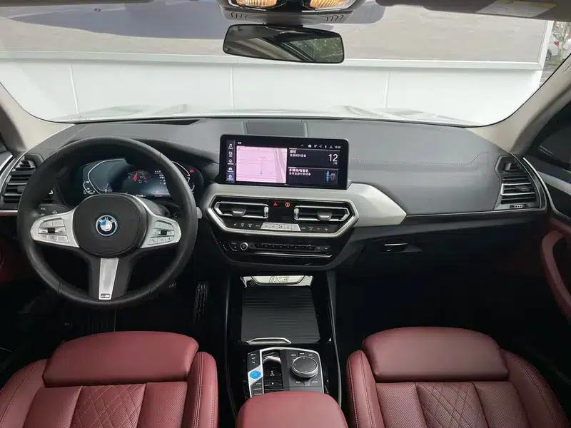 BMW iX3 2023 Leading Edition — миниатюра 9
