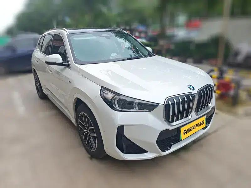 2024 BMW iX1 eDrive25L M Sport Package — миниатюра 3