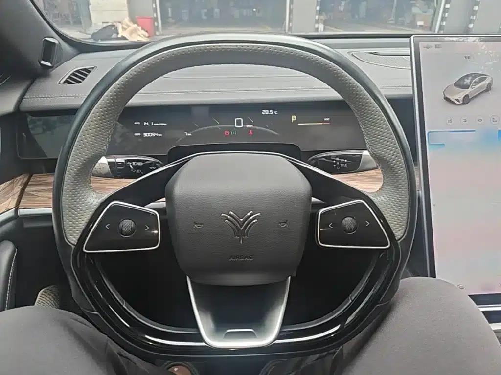 Nezha S 2023 Pure Electric 520km Rear-Wheel Drive Version — миниатюра 11